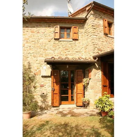 Casa vacanze Montecchio Sleeps 6 *