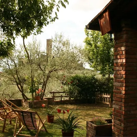 Montecchio Sleeps 6 Casa vacanze *